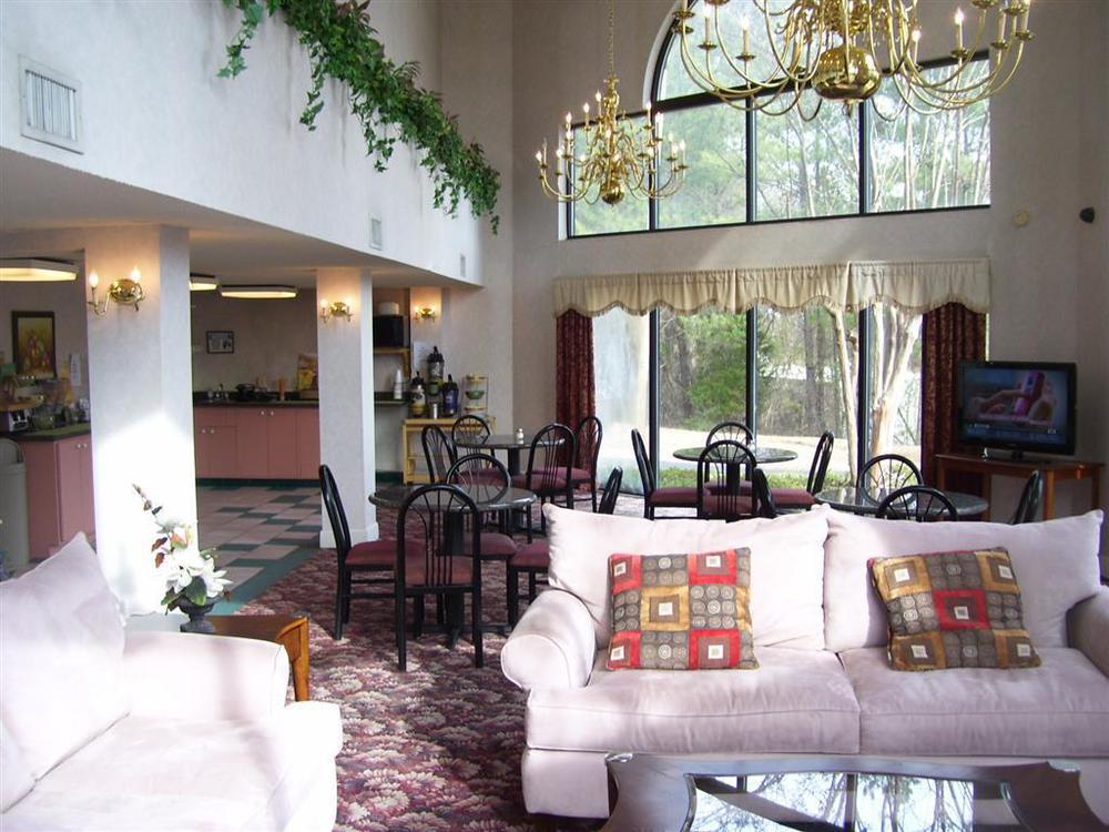 Quality Inn Commerce At I-85 Interior photo