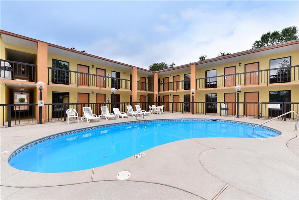 Quality Inn Commerce At I-85 Facilities photo