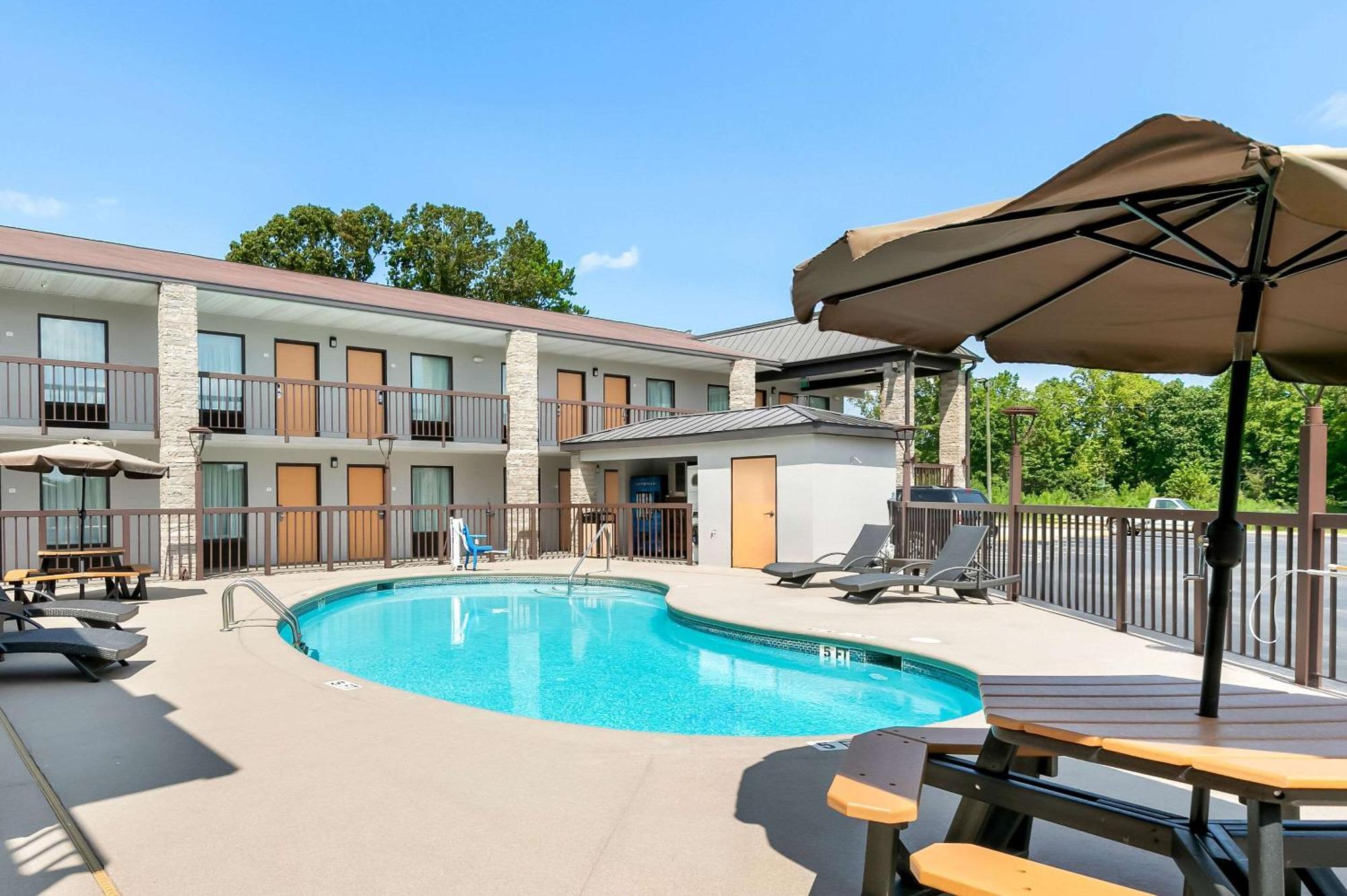 Quality Inn Commerce At I-85 Exterior photo