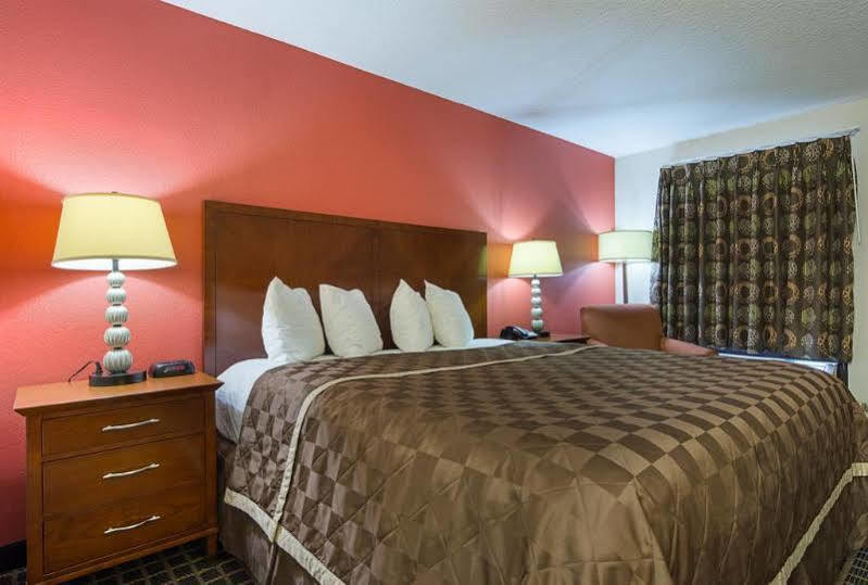Quality Inn Commerce At I-85 Exterior photo