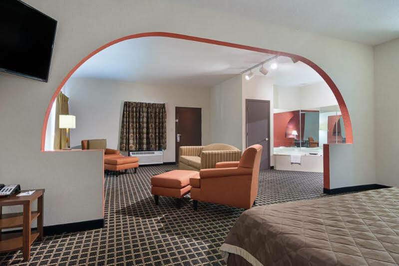 Quality Inn Commerce At I-85 Exterior photo